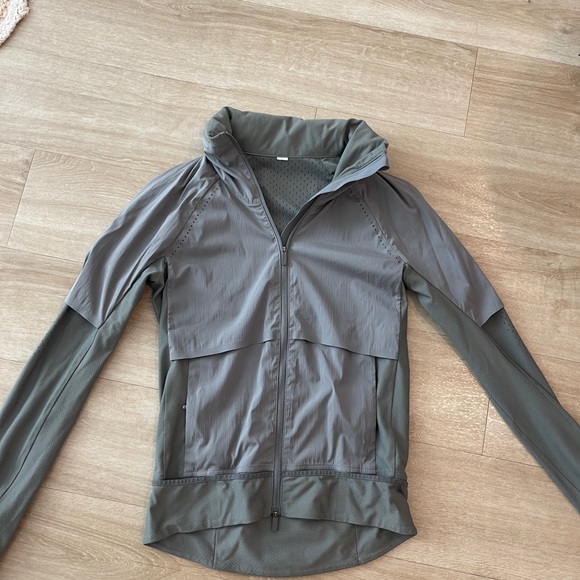 lululemon army green running jacket - Picture 1 of 5